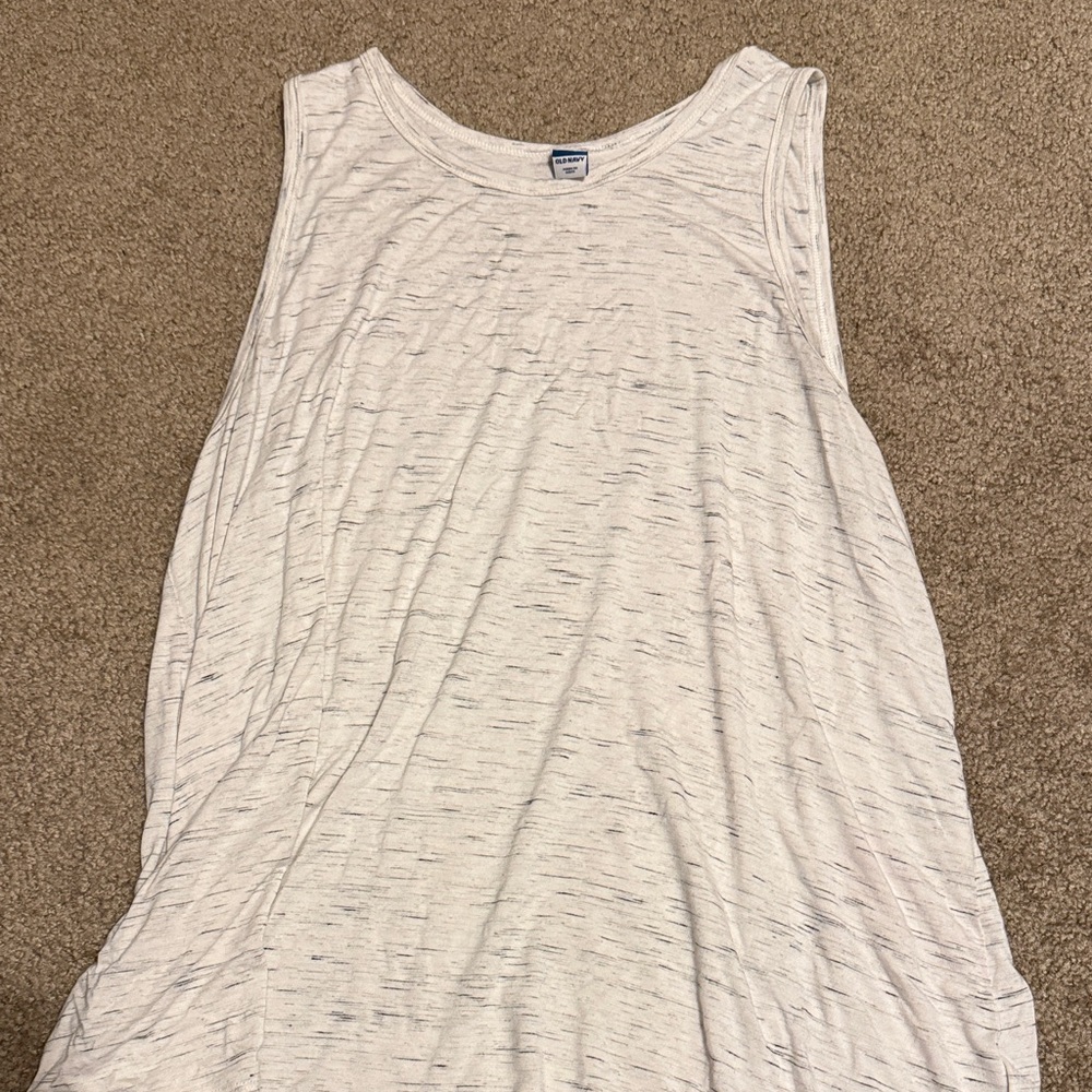 Old Navy Cream and Gray Sleeveless Top